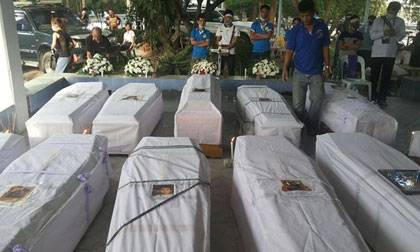 Thi thể 11 người bị chết cháy ở Thái Lan về đến quê nhà