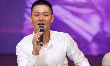 "Bóng ma" xuất hiện trong liveshow Đức Tuấn