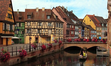 17 thành phố rực rỡ sắc màu mà bạn muốn thăm ngay lập tức