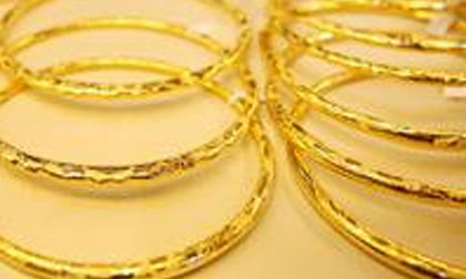 Giá vàng đi ngược dự báo của các chuyên gia