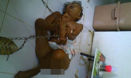 Bà cụ 90 tuổi bị xích tay chân được cứu nhờ bức ảnh trên facebook