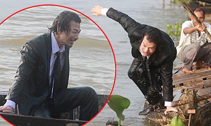 Trần Bảo Sơn lao xuống sông gào khóc thảm thiết tìm con gái mất tích