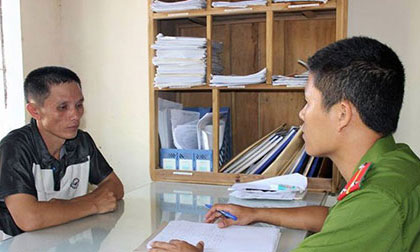 Bị đồng nghiệp tố giác khiến mất chức, giết người trả thù