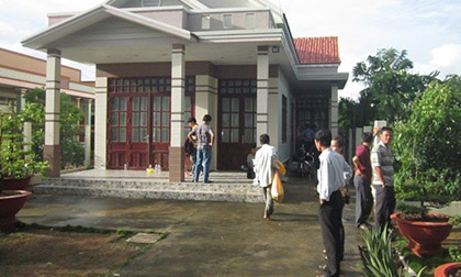 Hung thủ đâm chết nữ sinh lớp 11 đã uống thuốc diệt cỏ tự tử