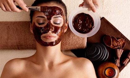 Mẹo làm trắng da dễ dàng từ cà phê với dầu dừa