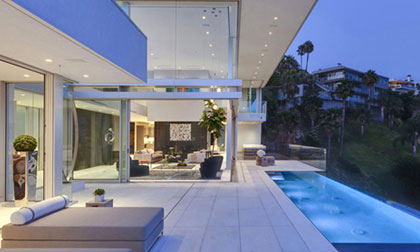 Tư dinh có bể bơi vô cực đẹp tuyệt mỹ