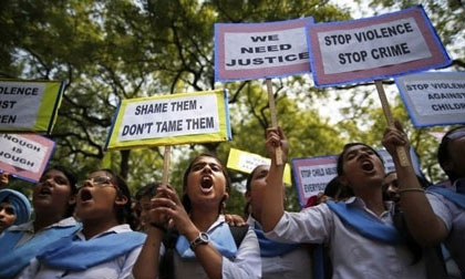 Hiếp dâm em gái nghi phạm yêu râu xanh để trả thù