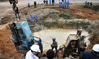 HÀ NỘI: Đường ống nước sông Đà tiếp tục vỡ lần thứ 9