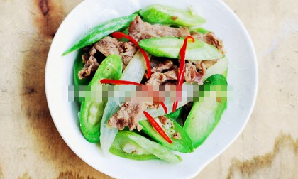 Bò xào quả lặc lày