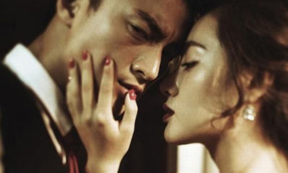 'Cô đã quá cũ nát rồi!'