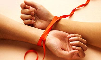 Vì sao nam giới luôn là người theo đuổi trong mối quan hệ?