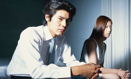 Vợ mới cưới còn trinh nhưng có thai 2 tháng với tình cũ