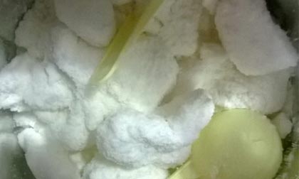 Sợ hãi sữa Physiolac cứng như đá, gây nổi mẩn da trẻ