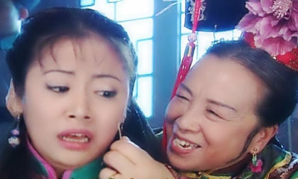 'Dung ma ma' khổ sở vì 'Hoàn Châu cách cách'