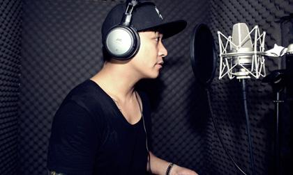 Tuấn Hưng bùi ngùi hát ca khúc của Wanbi Tuấn Anh