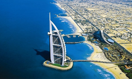 Khách sạn 7 sao duy nhất trên thế giới có gì? 