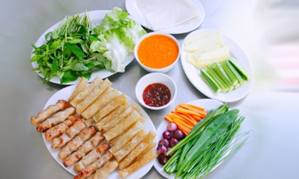 Ngây ngất dư vị nem nướng Ninh Hòa