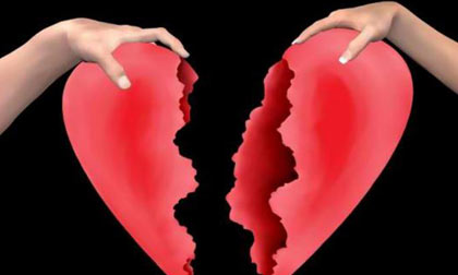 Người tình của chồng hỏi:"Chị đã ly dị anh ấy chưa?"