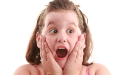 Mẹ cho trẻ ăn đồ ngọt có thể dẫn tới bệnh tim