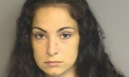 Cô giáo bị bắt giam vì ép buộc nam sinh làm ''chuyện yêu'' trong xe hơi