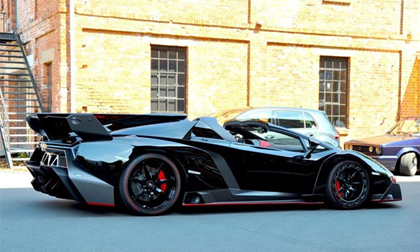 Siêu xe Lamborghini Veneno Roadster đầu tiên đến tay khách hàng