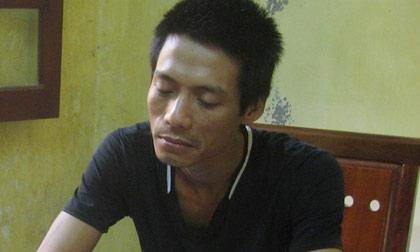 Vì sao ca sĩ phòng trà đổ axit vào nốt ruồi trên mặt vợ