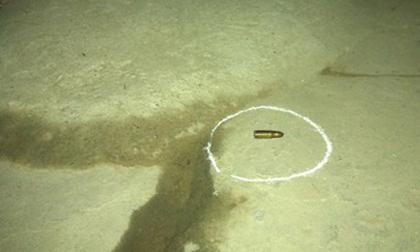 Bịt mặt xông vào quán karaoke bắn gục ông chủ