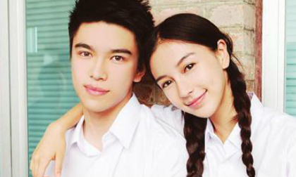 Hé lộ em trai đẹp như hot boy của Angela Baby