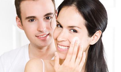 Khuyến mại 70% xóa mụn siêu nhanh đón năm mới