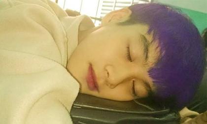 Lại xuất hiện một hotboy ngủ gật trong lớp gây sốt