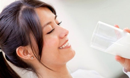 Uống một cốc sữa mỗi ngày phòng tránh nguy cơ bị bệnh tim