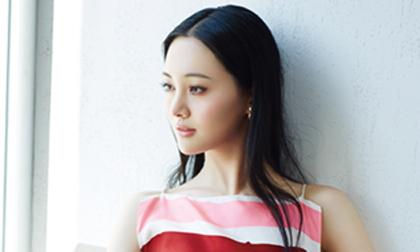 Ngắm Trịnh Sảng đẹp duyên dáng trên tạp chí Vogue