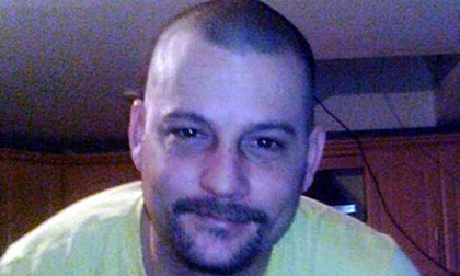 Bắt chước phim bạo lực, đánh chết bạn rồi chặt xác thủ tiêu