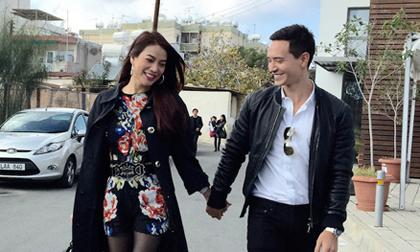 Trương Ngọc Ánh nắm tay Kim Lý đi dạo đảo Síp