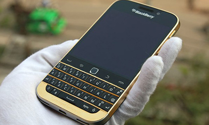 BlackBerry Classic mạ vàng đầu tiên xuất hiện tại Việt Nam