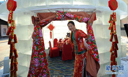 Hiếu kỳ với nhà hàng được xây dựng từ 500 khối băng tuyết