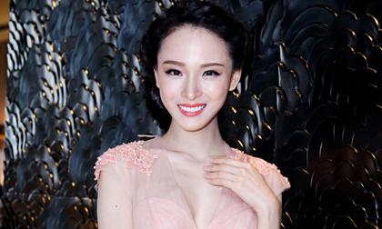 Trương Hồ Phương Nga khoe vẻ đẹp yêu kiều như 'tiên nữ'