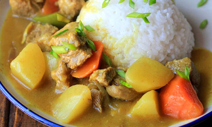 Cà ri bò khoai tây ngon miễn chê