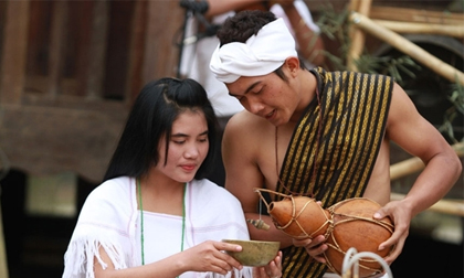 Về Chu-ru xem gái... bắt chồng!