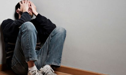 Sững sờ phát hiện ra con gái không phải là con ruột