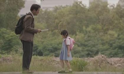 Tâm thư 'bố tôi là kẻ nói dối' của bé gái tiểu học khiến hàng triệu người rơi nước mắt