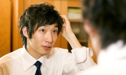 'Bó tay' với chồng 'đỏm dáng'