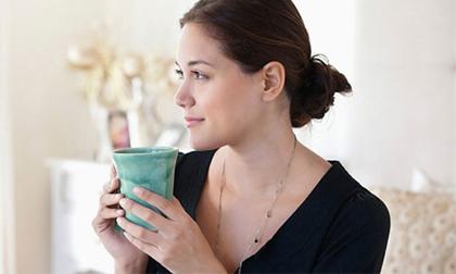 Thời điểm uống nước để da khoẻ, đẹp