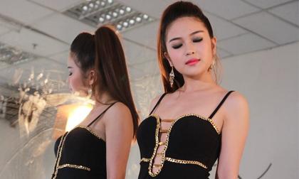 “Bắt bài” hiện tượng Ngọc Trâm gây sốt với Hit mới