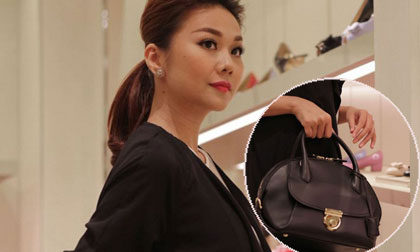 Thanh Hằng được tặng túi hơn 100 triệu để dự 'New York Fashion Week'