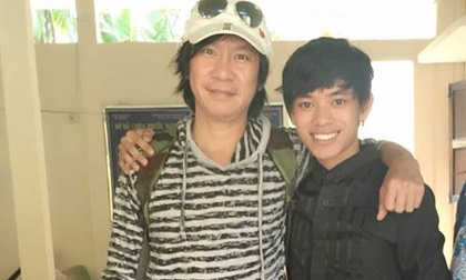 Lê Huỳnh cùng học trò Bùi Vĩnh Phúc làm từ thiện