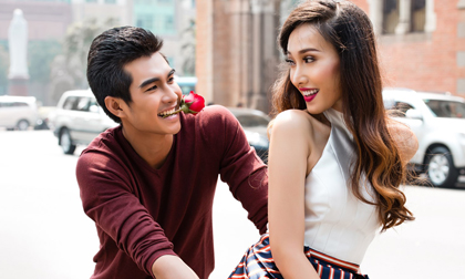 Khánh Ngọc tình tứ với quán quân Việt Fashion Icon 2015