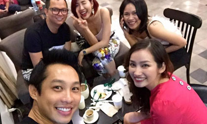 Trúc Diễm và chồng mới cưới tươi rói tụ tập bạn bè ngày Tết