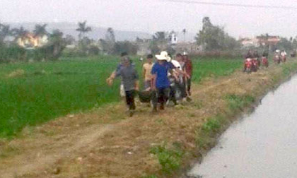 Nam thanh niên gục giữa đồng với gần 100 vết chém