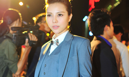 Trà Giang diện style 'chuẩn men' đi sự kiện